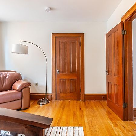 Charming Capitol Hill Craftsman Villa ซีแอตเทิล ภายนอก รูปภาพ