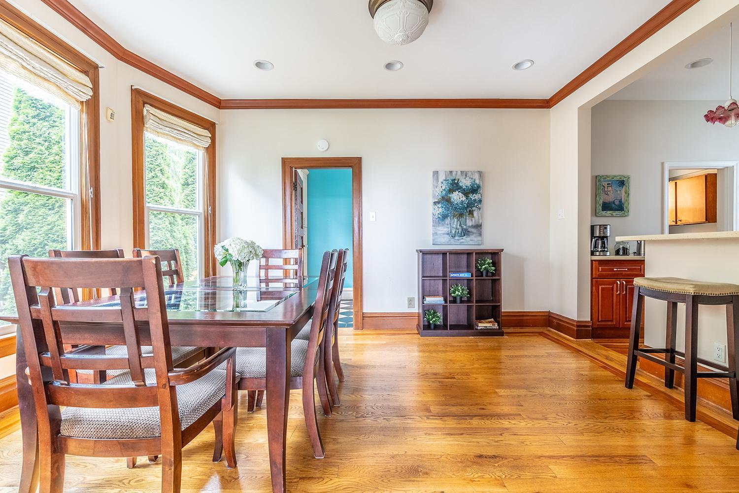 Charming Capitol Hill Craftsman Villa ซีแอตเทิล ภายนอก รูปภาพ