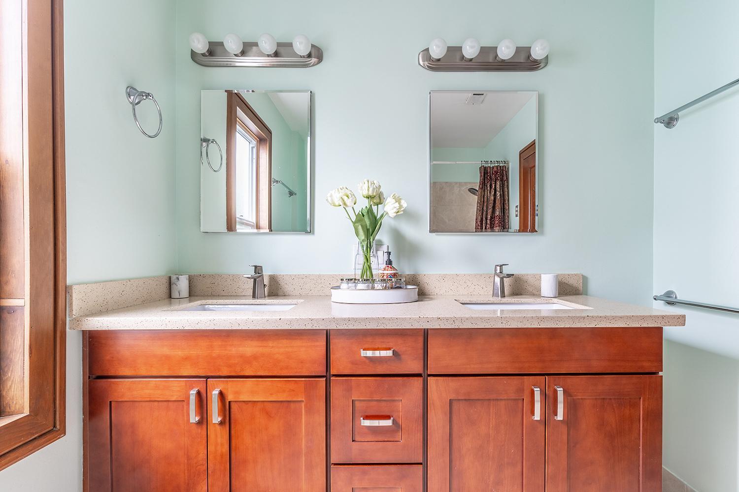 Charming Capitol Hill Craftsman Villa ซีแอตเทิล ภายนอก รูปภาพ