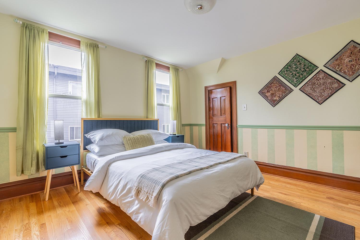 Charming Capitol Hill Craftsman Villa ซีแอตเทิล ภายนอก รูปภาพ