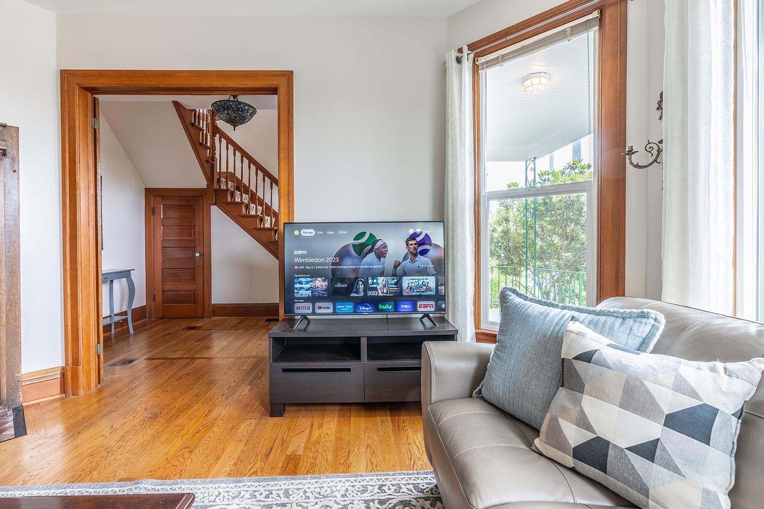 Charming Capitol Hill Craftsman Villa ซีแอตเทิล ภายนอก รูปภาพ